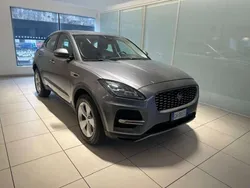 Grigio Usata 2022 Jaguar E-Pace SE SUV | 37.000 € (Molto cara)