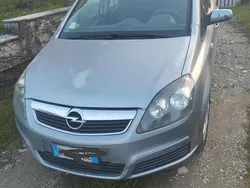 Usata 2007 Opel Zafira Monovolume | 2000 € (Cara)