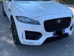 Usata 2020 Jaguar F-Pace R-Sport SUV | 25.800 € (Molto cara)