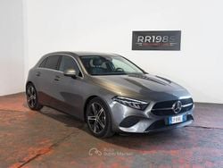 Gray Usata 2023 Mercedes A180 Tre volumi | 28.900 € (Buon prezzo)