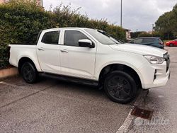 Bianco Usata 2023 Isuzu D-Max SUV | 33.550 €