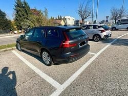 Usata 2018 Volvo V60 R-Design Station wagon | 13.500 € (Cara)