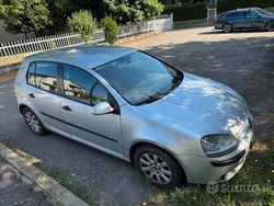 Grigio Usata 2004 VW Golf V Tre volumi | 2300 €
