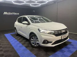 Bianco Usata 2024 Dacia Sandero Due volumi | 14.499 € (Ottimo prezzo)