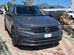 Grigio Usata 2021 VW Tiguan Life SUV | 20.490 € (Super prezzo)