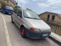Grigio Usata 1995 Fiat Punto Due volumi | 500 €