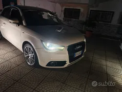 Usata 2012 Audi A1 Ambition Due volumi | 7000 € (Super prezzo)