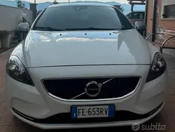 Usata 2016 Volvo V40 R-Design Station wagon | 10.500 € (Ottimo prezzo)
