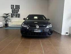 Nero Usata 2017 VW Golf VII R Tre volumi | 16.900 € (Buon prezzo)
