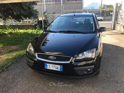 Nero Usata 2005 Ford Focus Tre volumi | 1300 € (Buon prezzo)