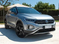 Grigio Nuova 2025 VW T-Roc Sportline SUV | 30.500 € (Buon prezzo)