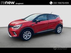 Rosso Usata 2022 Renault Captur Intens SUV | 17.500 € (Buon prezzo)