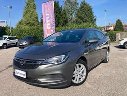 Grigio Usata 2017 Opel Astra Business Station wagon | 12.900 € (Molto cara)