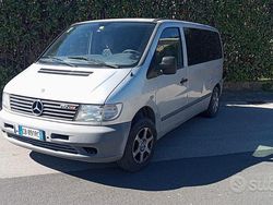 Grigio Usata 2001 Mercedes Vito Monovolume | 6700 € (Molto cara)