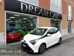 Bianco pastello Usata 2018 Toyota Aygo X-play Due volumi | 10.990 € (Buon prezzo)