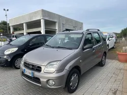 Usata 2004 Subaru Justy Due volumi | 2300 € (Buon prezzo)