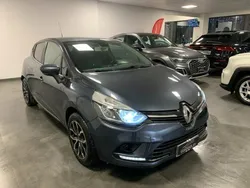 Blu Usata 2017 Renault Clio IV Tre volumi | 9900 € (Cara)