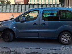 Usata 2008 Peugeot Partner Monovolume | 1000 € (Molto cara)
