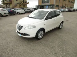 Bianco Usata 2013 Lancia Ypsilon Gold Due volumi | 5990 € (Buon prezzo)