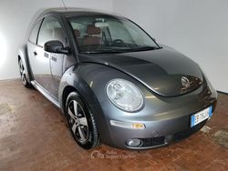 Grigio Usata 2010 VW Beetle Tre volumi | 4950 € (Buon prezzo)
