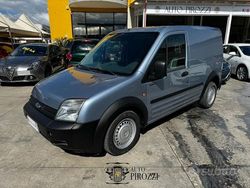 Grigio Usata 2008 Ford Tourneo Connect Monovolume | 5500 €