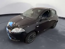 Nero Usata 2024 Lancia Ypsilon Gold Due volumi | 13.490 € (Buon prezzo)