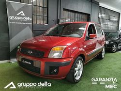 Rosso Usata 2006 Ford Fusion Collection Tre volumi | 3450 € (Cara)
