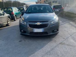 Usata 2010 Chevrolet Cruze Tre volumi | 2500 € (Ottimo prezzo)