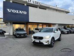 Grigio Usata 2025 Volvo XC40 Core SUV | 33.900 € (Buon prezzo)