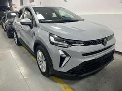 Vari colori Usata 2025 Renault Captur Evolution SUV | 19.500 € (Buon prezzo)