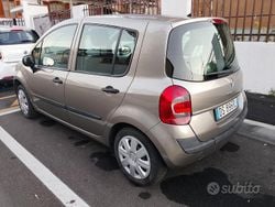 Grigio Usata 2008 Renault Modus Monovolume | 2600 € (Buon prezzo)