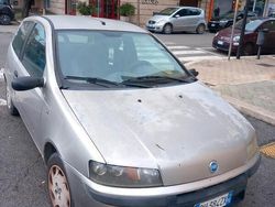 Usata 2000 Fiat Punto Due volumi | 450 €