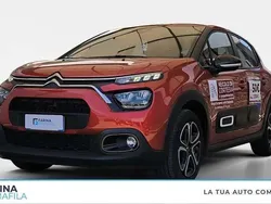 Rosso elixir Usata 2024 Citroën C3 PureTech Due volumi | 13.900 € (Buon prezzo)