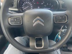 Verde Usata 2017 Citroën C3 Feel Due volumi | 7300 € (Ottimo prezzo)