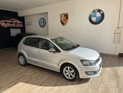 Grigio Usata 2011 VW Polo Comfortline Tre volumi | 4000 € (Buon prezzo)