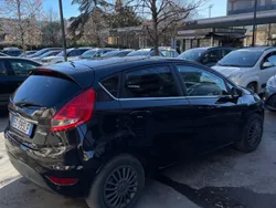 Usata 2010 Ford Fiesta Due volumi | 4300 € (Buon prezzo)