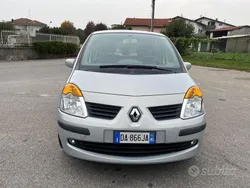 Grigio Usata 2006 Renault Modus Luxe Monovolume | 2900 € (Buon prezzo)