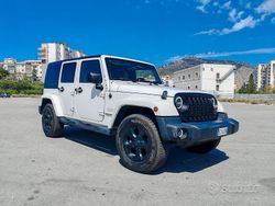 Usata 2010 Jeep Wrangler Sahara SUV | 25.000 € (Super prezzo)