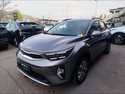 Grigio Usata 2024 Kia Stonic Style SUV | 15.900 € (Buon prezzo)