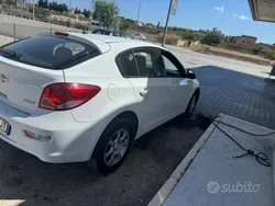 Usata 2013 Chevrolet Cruze Tre volumi | 3500 €