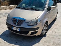 Usata 2005 Lancia Musa Monovolume | 2500 € (Buon prezzo)
