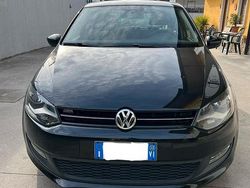 Nero Usata 2013 VW Polo Comfortline Tre volumi | 6800 € (Ottimo prezzo)