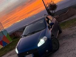 Blu Usata 2006 Fiat Grande Punto Due volumi | 4000 € (Molto cara)