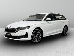 Bianco moon metallizzato Usata 2025 Skoda Octavia Executive Station wagon | 28.500 € (Buon prezzo)