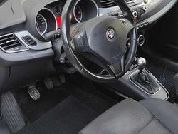 Usata 2013 Alfa Romeo Giulietta Distinctive Tre volumi | 5000 € (Ottimo prezzo)