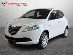 Bianco Usata 2015 Lancia Ypsilon Silver Due volumi | 6200 € (Buon prezzo)