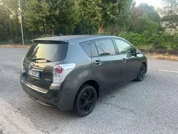 Grigio Usata 2015 Toyota Verso Style Monovolume | 8900 € (Buon prezzo)