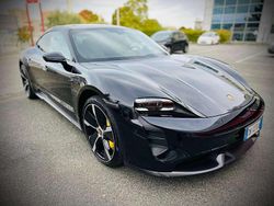 Nero metallizzato jet Usata 2023 Porsche Taycan Turbo S Tre volumi | 105.990 €