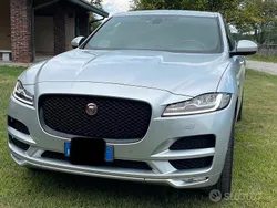 Usata 2017 Jaguar F-Pace Prestige SUV | 24.800 €