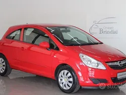 Rosso Usata 2007 Opel Corsa Club Due volumi | 2800 € (Molto cara)